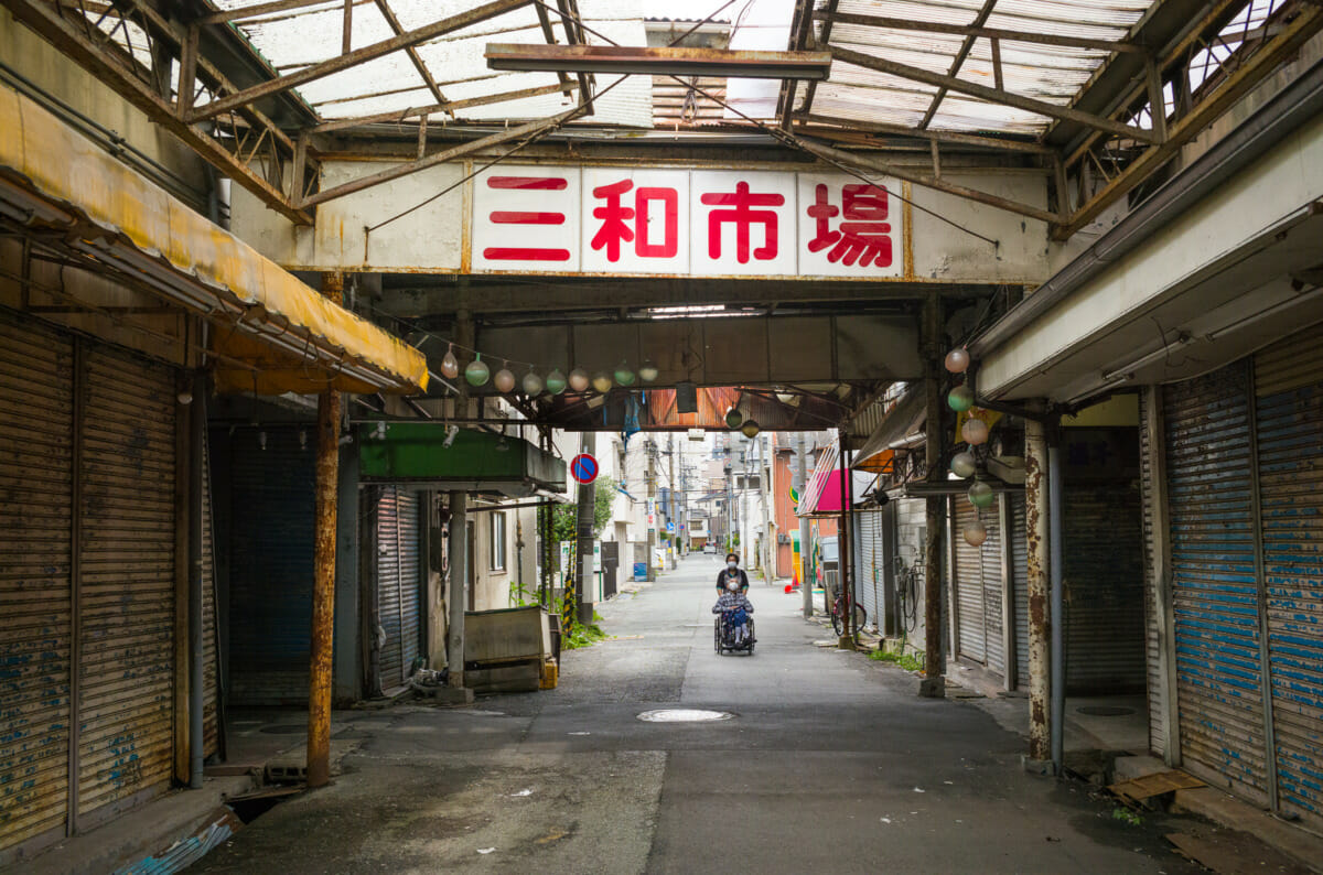 A striking and dilapidated old Japanese shopping street