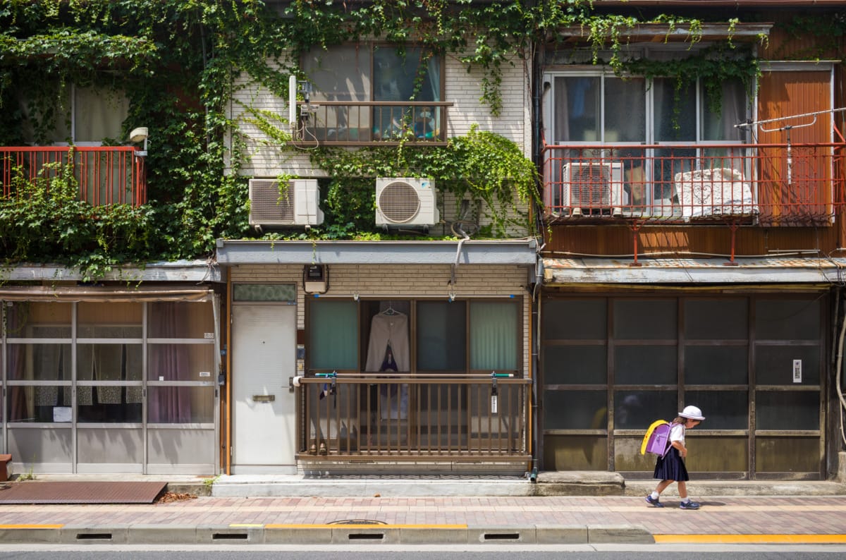 Early Summer Tokyo street scenes