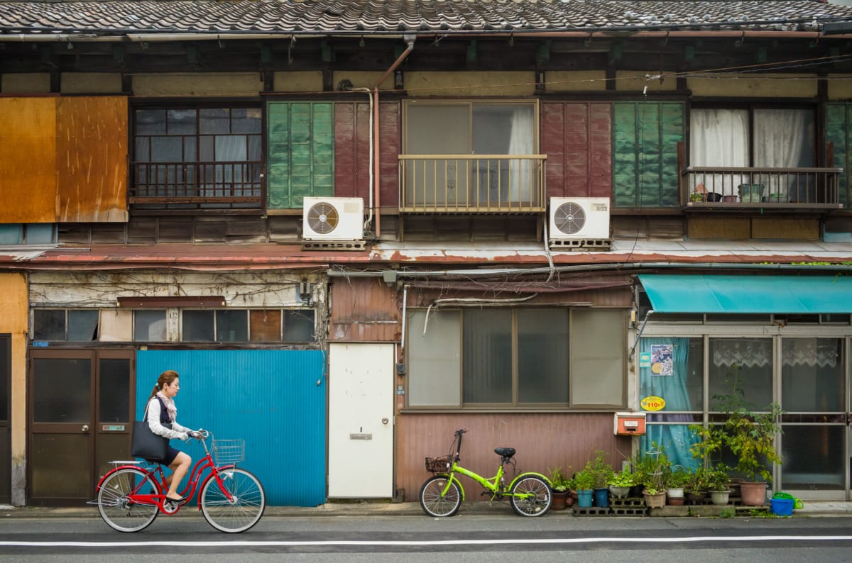 Early Summer Tokyo street scenes