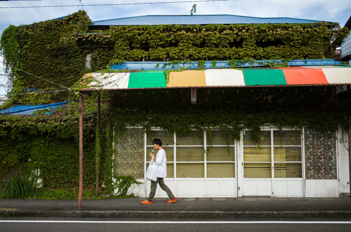 Faded scenes from a few Japanese coastal towns