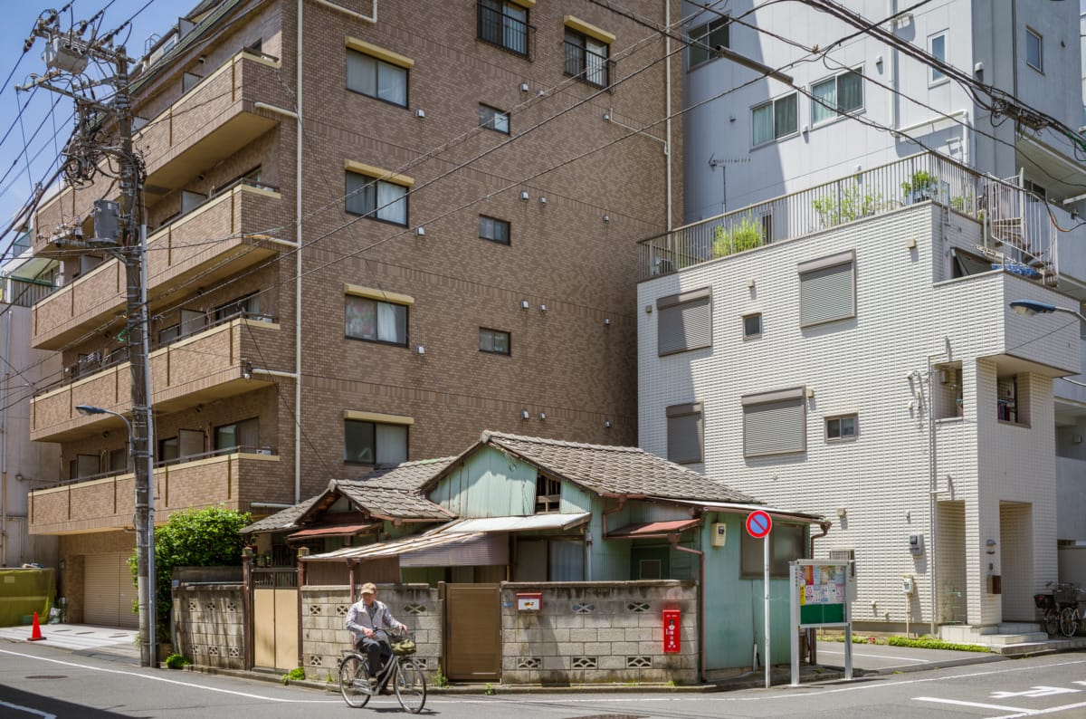 The colours and contrasts of north Tokyo