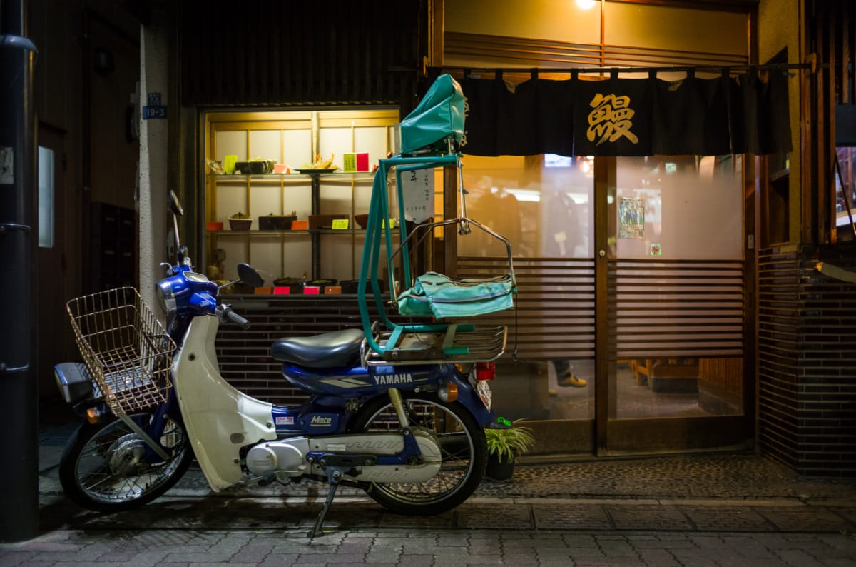 Quiet eastern Tokyo scenes after dark