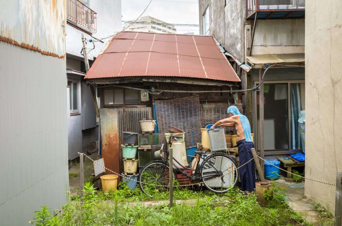 The life of a truly ramshackle Tokyo house and its owner