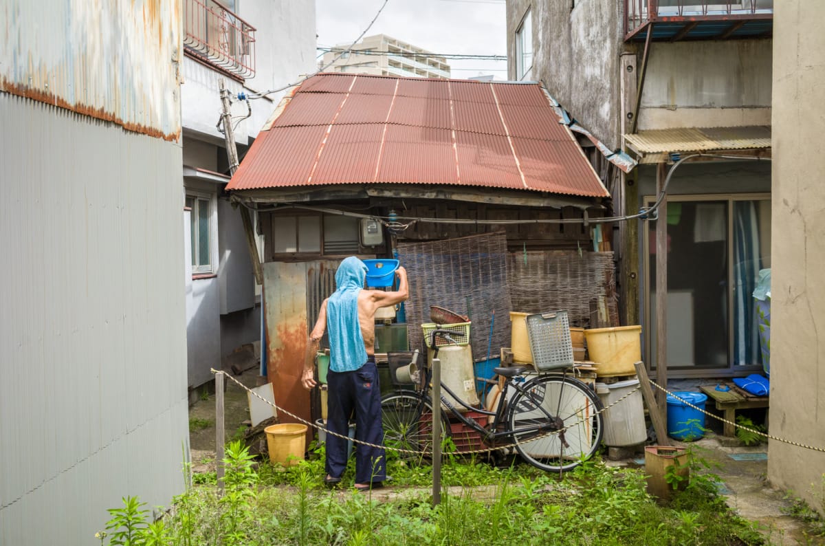 The life of a truly ramshackle Tokyo house and its owner