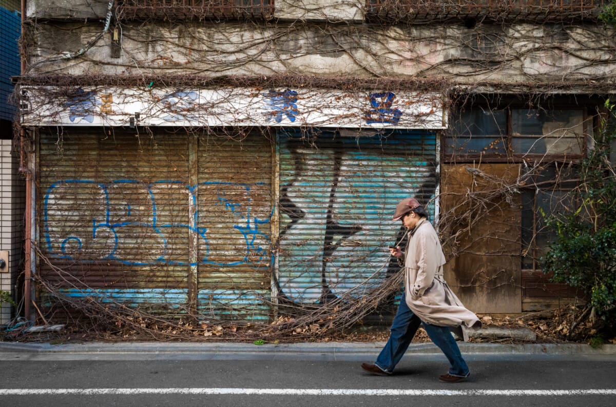 random scenes from a roaming Tokyo walk