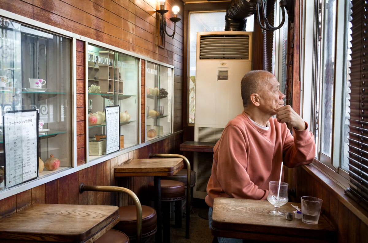 Timeless Osaka photowalks