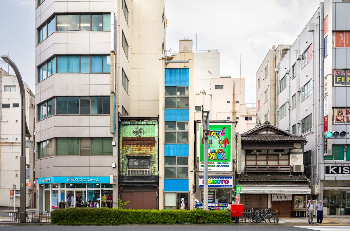 Tokyo layers