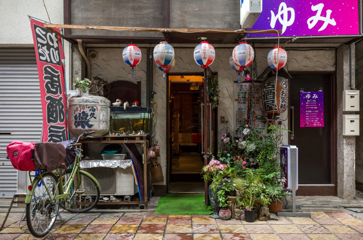 Details of a dated old Tokyo shopping arcade