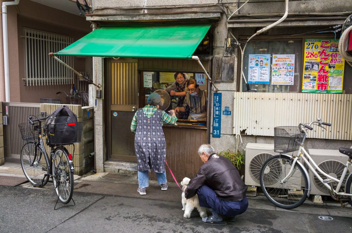 Scenes of urban Tokyo in spring